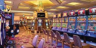MMK ဖြင့် innwa8 cc Slots ကစားသောအချိန် Free Spin feature ပေါ်ထွက်လာသည်